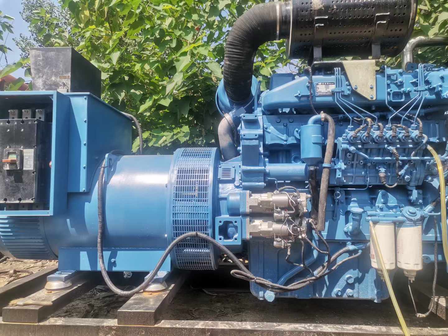 仁寿详细说明降低 800kW 柴油发电机输出电流波动的方法